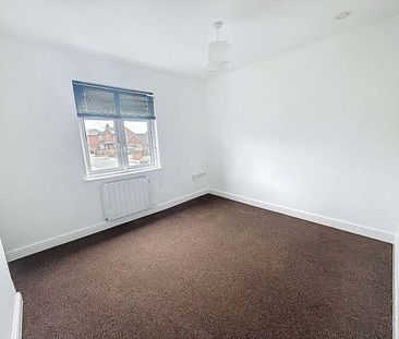 First Floor Flat, Old Butt Lane, Talke, Stoke-on-trent, ST7 - Photo 6