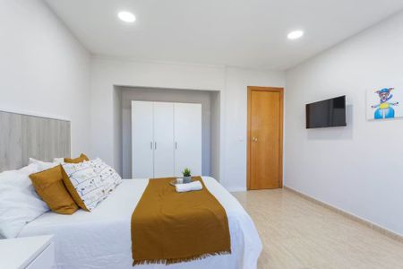 Carrer de Xàtiva, Valencia, Valencian Community 46002 - Photo 3