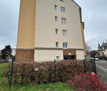 Appartement à louer 4 pièces 78.03m² - Photo 2