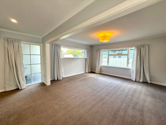 Somerfield, 4 bedrooms - Photo 1