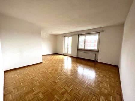 4.5 Zimmer, 75 m², 2. Stock - Photo 2