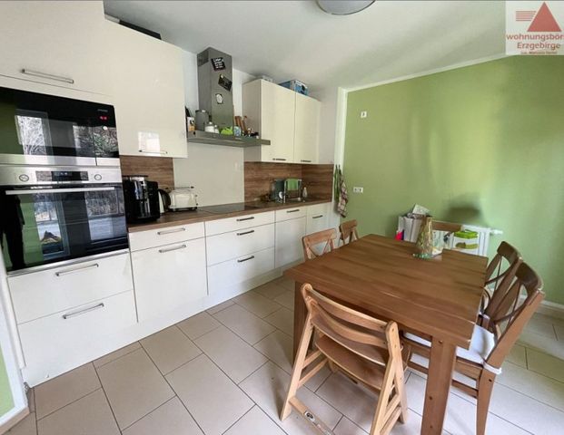 Wunderschöne 3-Raum-Wohnung mit Terrasse im Herzen von Schwarzenberg - Photo 1