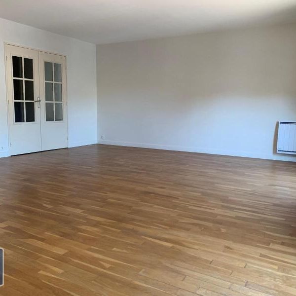 Location Appartement 4 pièces 111m² MACON 71000 - Photo 1