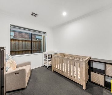 Fresh Beginnings in a Comfortable Home - Photo 6