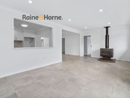8 Linda Avenue, Bass Hill, NSW 2197 - Photo 3