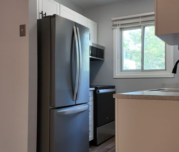 For Lease - 166 Southdale Road Unit# 58, London South, Ontario - Photo 2