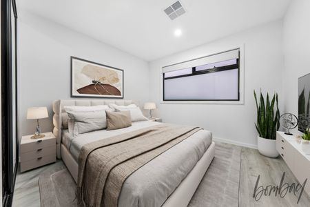 Luxury Family Living in Prime Mickleham Location - Photo 3