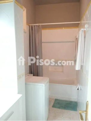 Casa adosada en alquiler en Abades - Foto 1