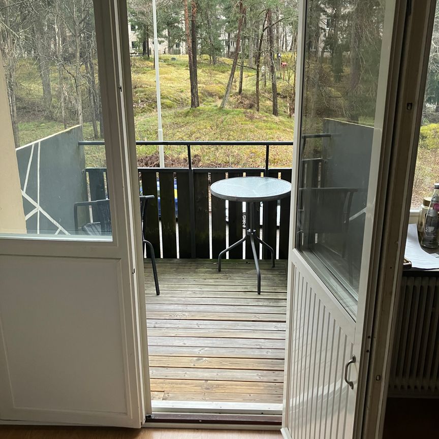 Konsolvägen, Farsta - Foto 1