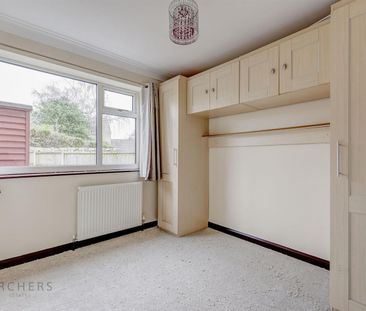 Gosforth Crescent, Dronfield - Photo 4