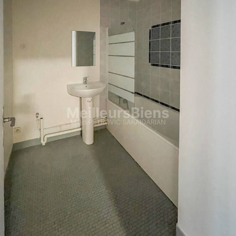 Bien habitation - Photo 1