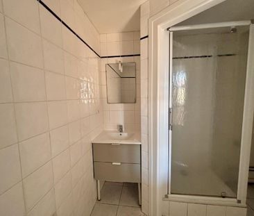 T2 A LOUER VIDE A L'ANNEE QUARTIER SAINT ESPRIT à louer de 2 pièce(... - Photo 3