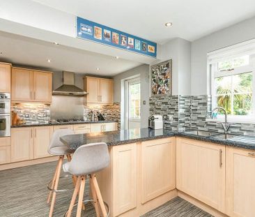 3 bedroom link detached house to rent - Photo 5