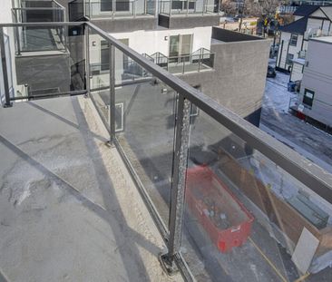 Oxford: Gold Accents – 710 Westminster, Winnipeg, MB - Photo 5