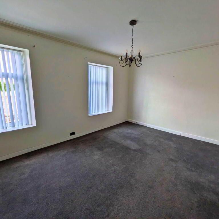3 Victoria Road, Larne, BT40 1RY - Photo 1