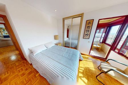 3 room luxury Flat for rent in Valencia - Photo 4