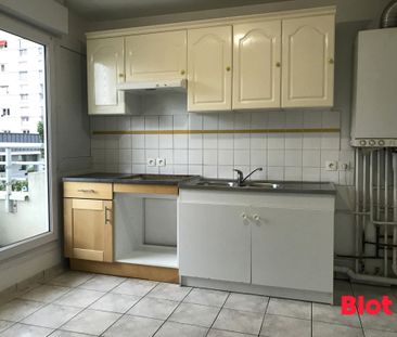 Location Appartement 4 pièces 87m² RENNES 35000 - Photo 2