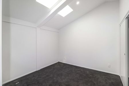 NEW QUEEN STREET WAINUIOMATA APARTMENT - Photo 3