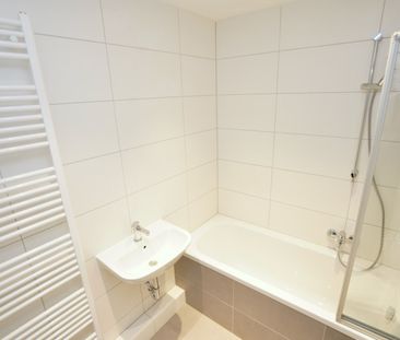 Erstbezug nach Sanierung - mit Wanne - Photo 4