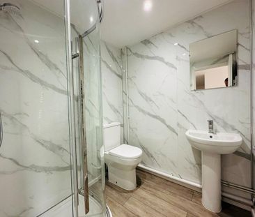 1 bedroom barn conversion to rent - Photo 3