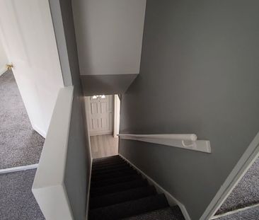 3 Bed Terraced House, Ayres Close, E13 - Photo 1
