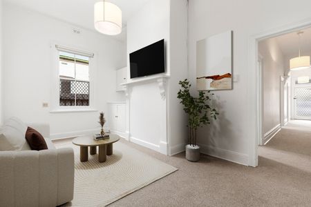 A RENOVATED THREE BED VICTORIAN - Photo 5
