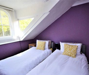 2 bedroom flat to rent - Photo 3