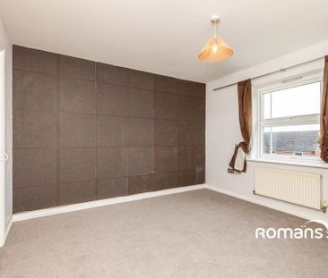 4 bedroom detached house to rent - Photo 4