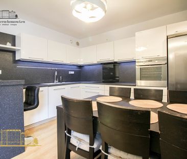Kraków, Prądnik Biały, Aleja 29 Listopada - Photo 4