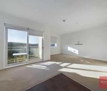 Duplex to rent on - Photo 3