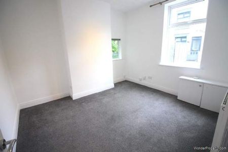 2 bedroom property to rent in Ashton Under Lyne - Photo 4