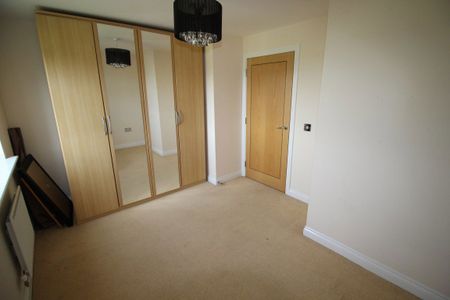 Apartment in Watermans Walk, Carleton Grange, Carlisle - Photo 3