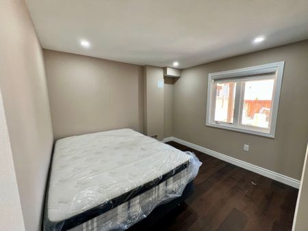 For Lease - 1480 Old Zeller Drive Unit# BSMT, Kitchener, Ontario - Photo 4