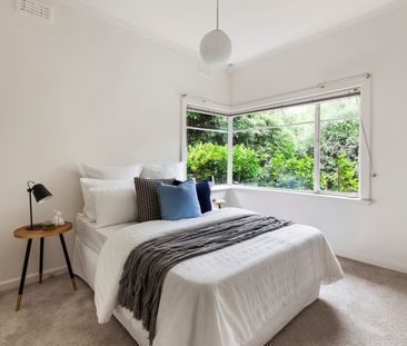 20 Nicholas Street, Ashburton VIC 3147 - House For Rent | Domain - Photo 1