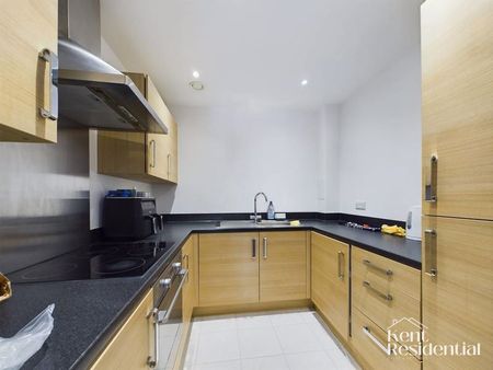 1 bed flat to rent in Great Stour Mews, Canterbury, CT1 - Photo 5