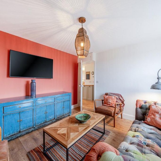 2 bedroom flat to rent - Photo 1