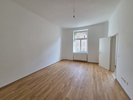 Herrliche klassische Altbauwohnung in U-Bahnnähe - Foto 1