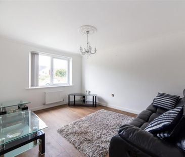 4 bedroom detached house to rent - Photo 1