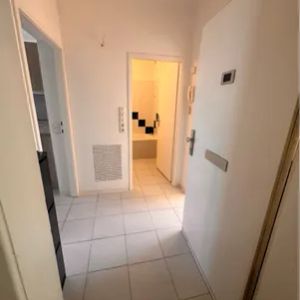 2-Zimmer-Dachgeschosswohnung in Wien-Liesing - Photo 3