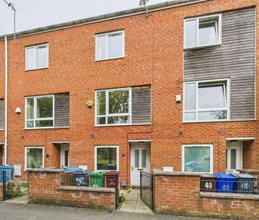 Lauderdale Crescent, Manchester, M13 - Photo 4