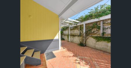 Private New Farm Home - Pet Friendly, A/C, Heaps of Storage - Photo 4