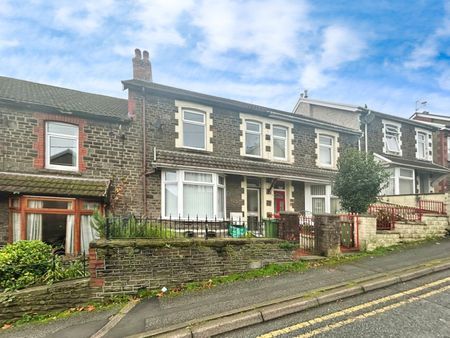 Graigwen Road, PONTYPRIDD - Photo 2