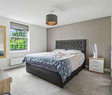 4 bedroom detached house to rent - Photo 5