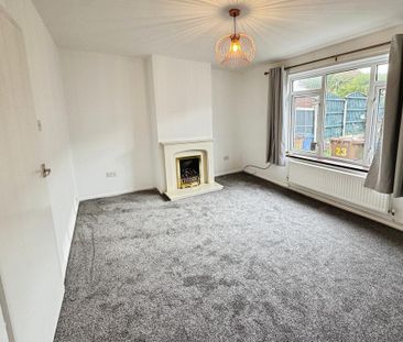 2 bedroom semi-detached house to rent - Photo 2