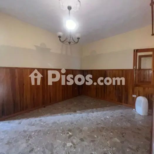 Casa pareada en alquiler en Calle de Pérez Díaz, cerca de Carretera General - Photo 1
