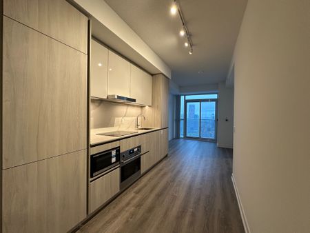 For Lease - 8 Interchange Way Unit# 4207, Vaughan, Ontario - Photo 4