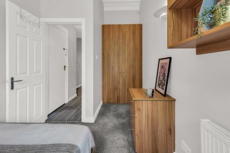 2 bedroom flat to rent - Photo 4