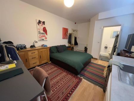 1 bedroom flat to rent - Photo 2