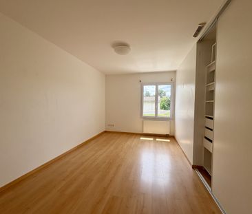 Location Maison 7 pièces 215m² FRANCHEVILLE 69340 - Photo 4