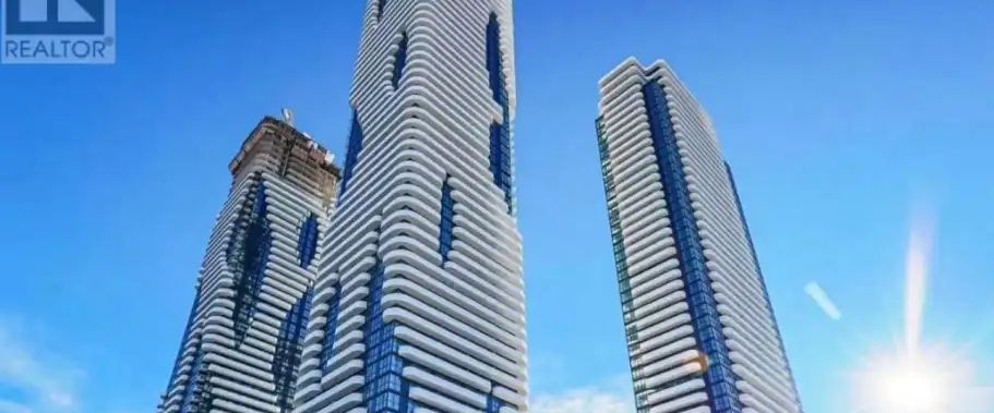 1908 - 28 INTERCHANGE WAY | 1908 - 28 INTERCHANGE WAY, Vaughan - Photo 1